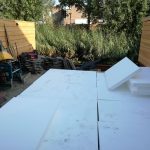 EPS platen in een tuin