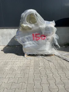 Outletpartij 150 diverse rollen glaswol
