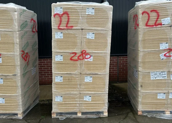 Outletpartij 280 Pavaflex houtvezelisolatie Rd:5.75 1220x575x220mm 20st (=14,00m²)