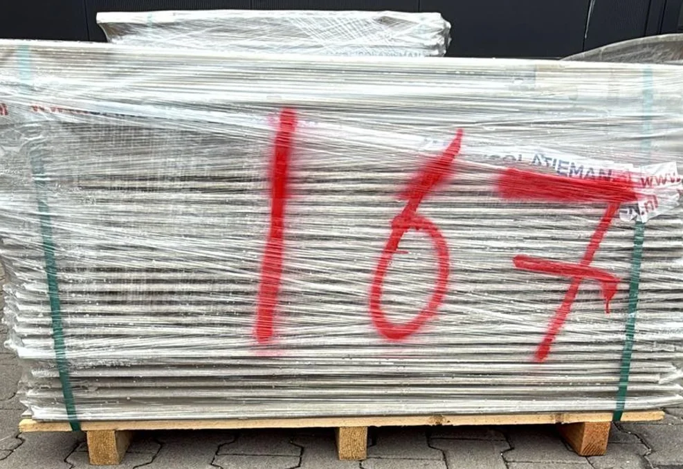 Outletpartij 167 Knauf Brio 18 1200x600x18mm (=22,32m2)