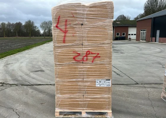 Outletpartij 287 Pavaflex houtvezelisolatie Rd:1,05 1220x575x40mm 120st (=84,15m²)
