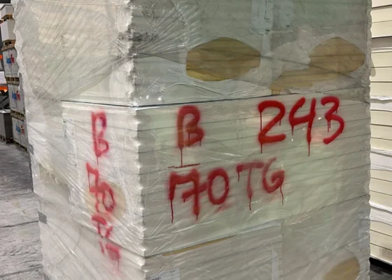 Outletpartij 243 72 platen B-keus PIR T&G 2-zijdig aluminiumfolie 1200x600x70mm (=51,84m²)