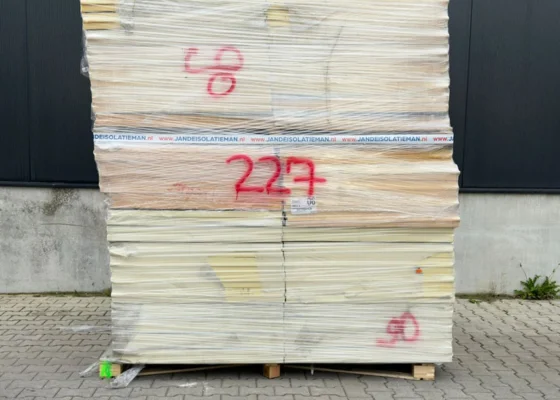 Outlet-Partij-227 B keus PIR isolatie 1000x1200x90mm (=52,8m2)