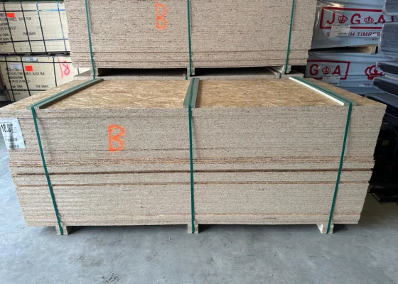 B-keus OSB 2440x1220x18 mm rechte kanten (=2,98 m²)