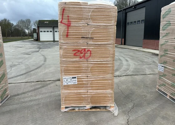 Outletpartij 290 Pavaflex houtvezelisolatie Rd:1,05 1220x575x40mm 120st (=84,15m²)