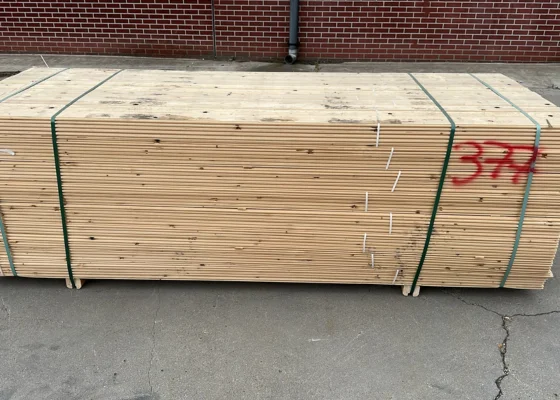 B-keus vurenhouten vloerdelen geschaafd & geploegd 2700x95x16mm 528 st (=1425,6 m1)