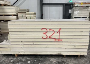 Schadepartij 321 PIR+ Gips/Fermacell 3000/2600x600x100+12,5mm 20st Rd:4,5 (=33,12 m²)