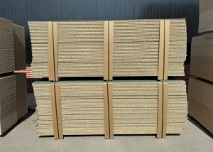 B-keus spaanplaat 2440x610x22mm TG 4 (=1,49m²)